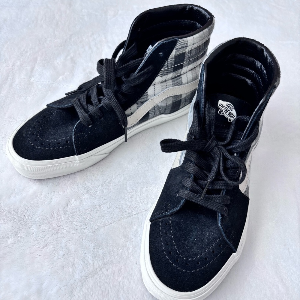 VANS SK8-Hi Grunge Black & Gray Plaid High Top Sneakers--NEW--7W
